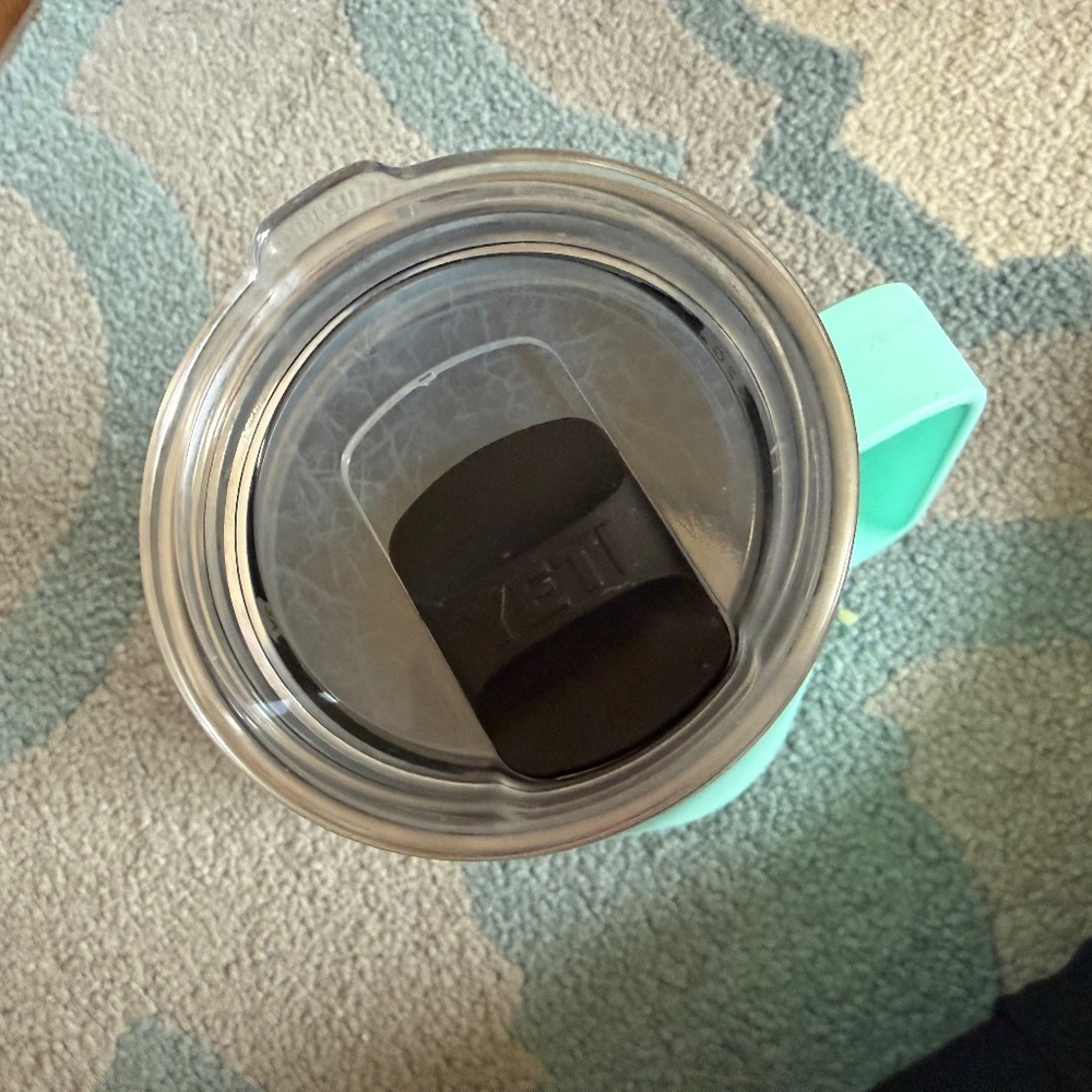 RAMBLER® 24 OZ MUG  WITH MAGSLIDER™ LID